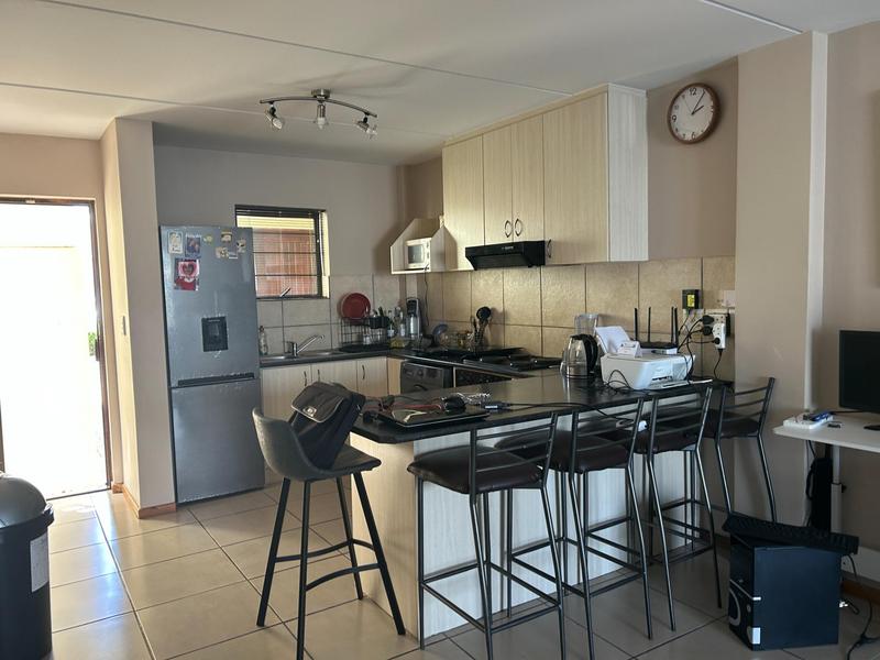 2 Bedroom Property for Sale in Burgundy Estate Western Cape